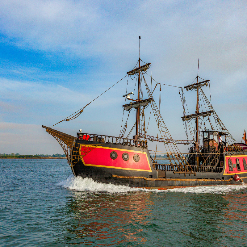Savannah pirate ship